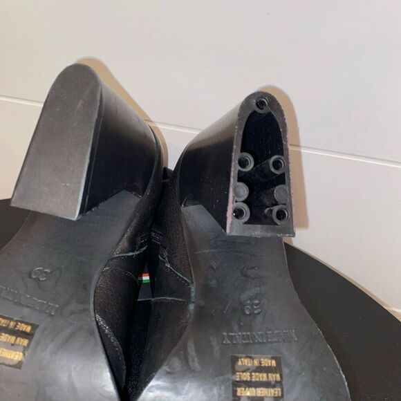 Emanuele Crasto Booties Sz 8 Black Leather Studded Pointed Toe Block Heel Ankle - Picture 9 of 9